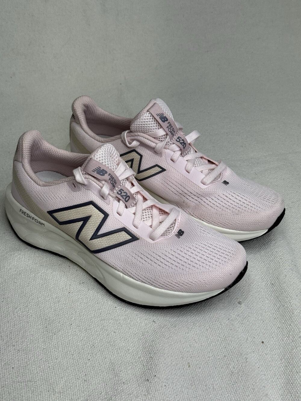 NEW BALANCE WOMEN'S 520 V9 W520160 WIDE WIDTH LIGHTWEIGHT RUNNING SHOES US 7.5